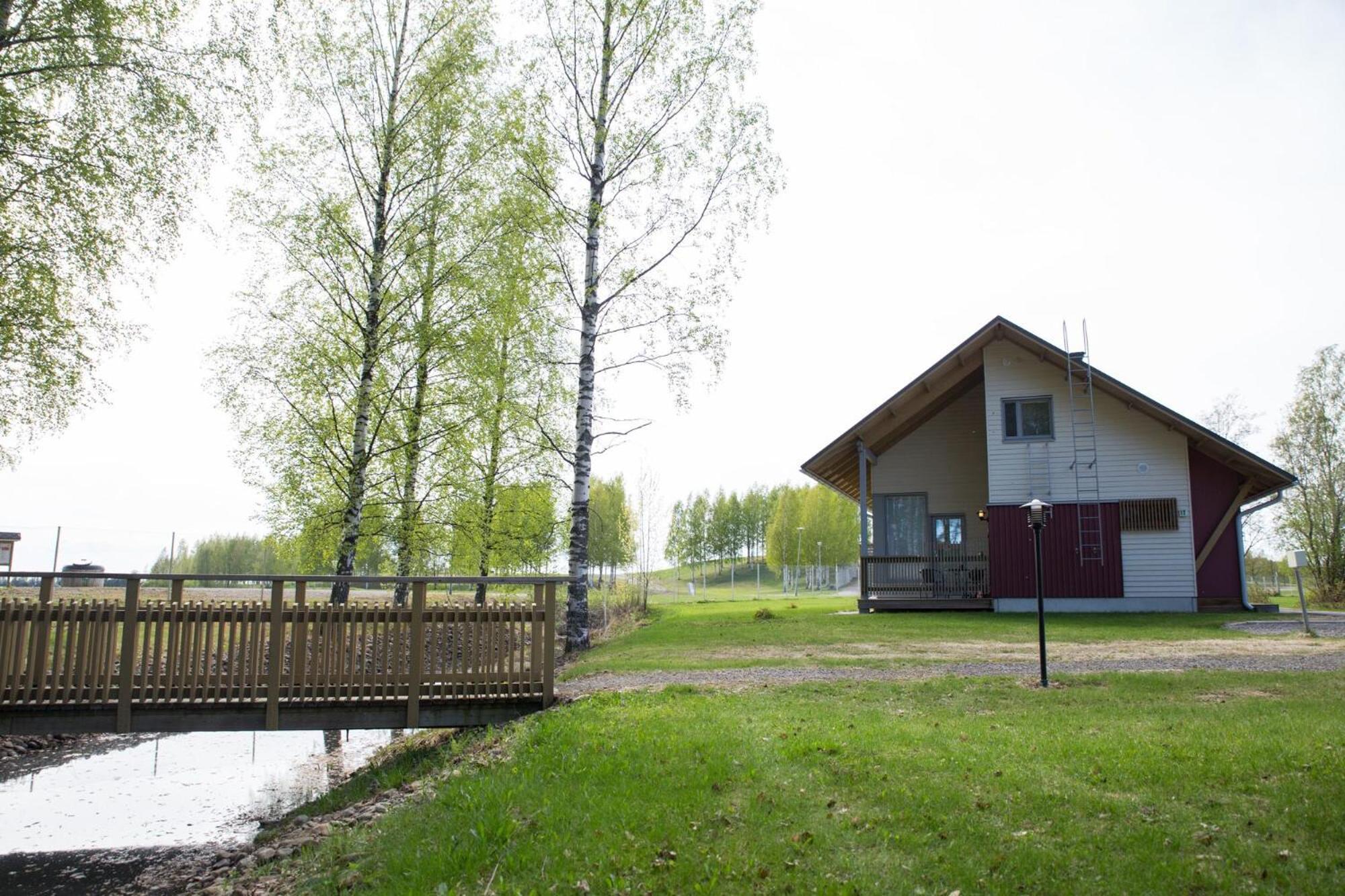 Holiday Linnunlahti Joensuu Pokoj fotografie