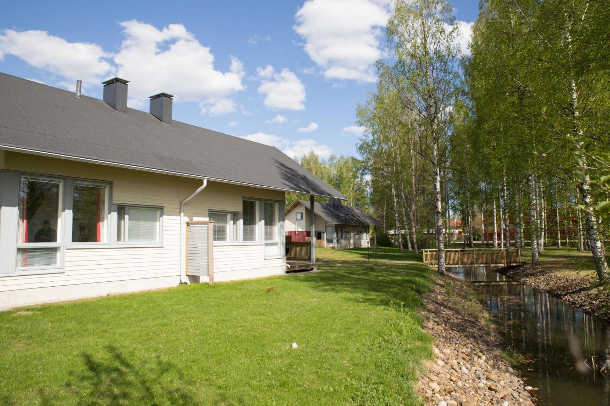 Holiday Linnunlahti Joensuu Pokoj fotografie