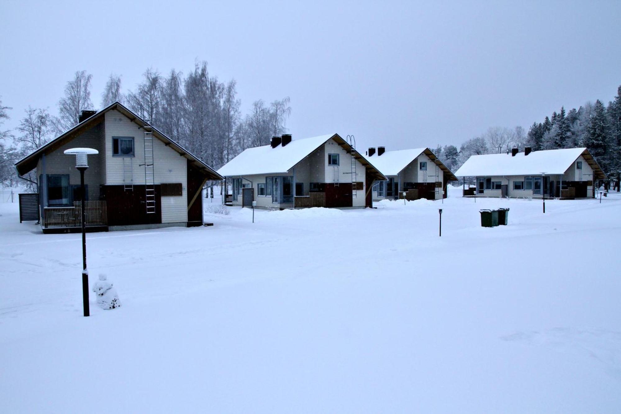 Holiday Linnunlahti Joensuu Pokoj fotografie