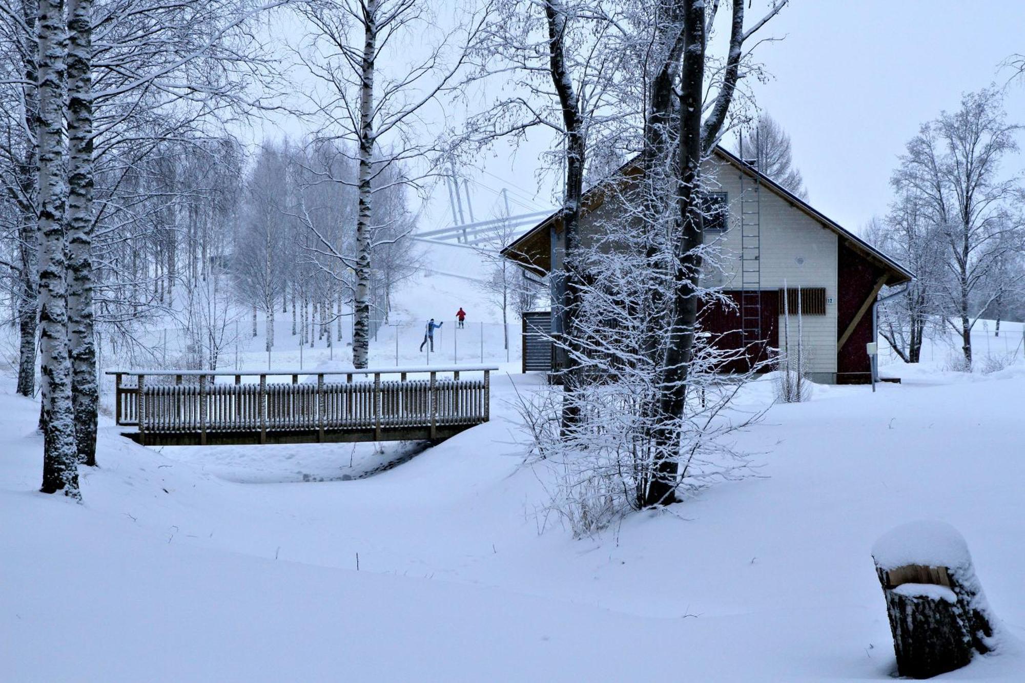Holiday Linnunlahti Joensuu Pokoj fotografie